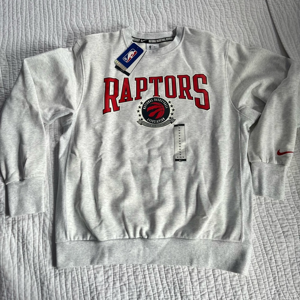 Toronto Raptors Courtside Size M
Men's Nike NBA FleeceCrew Sweatshirt